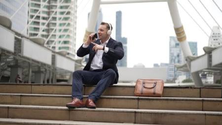 The Wealth Signal customer testimonials showcasing user experiences